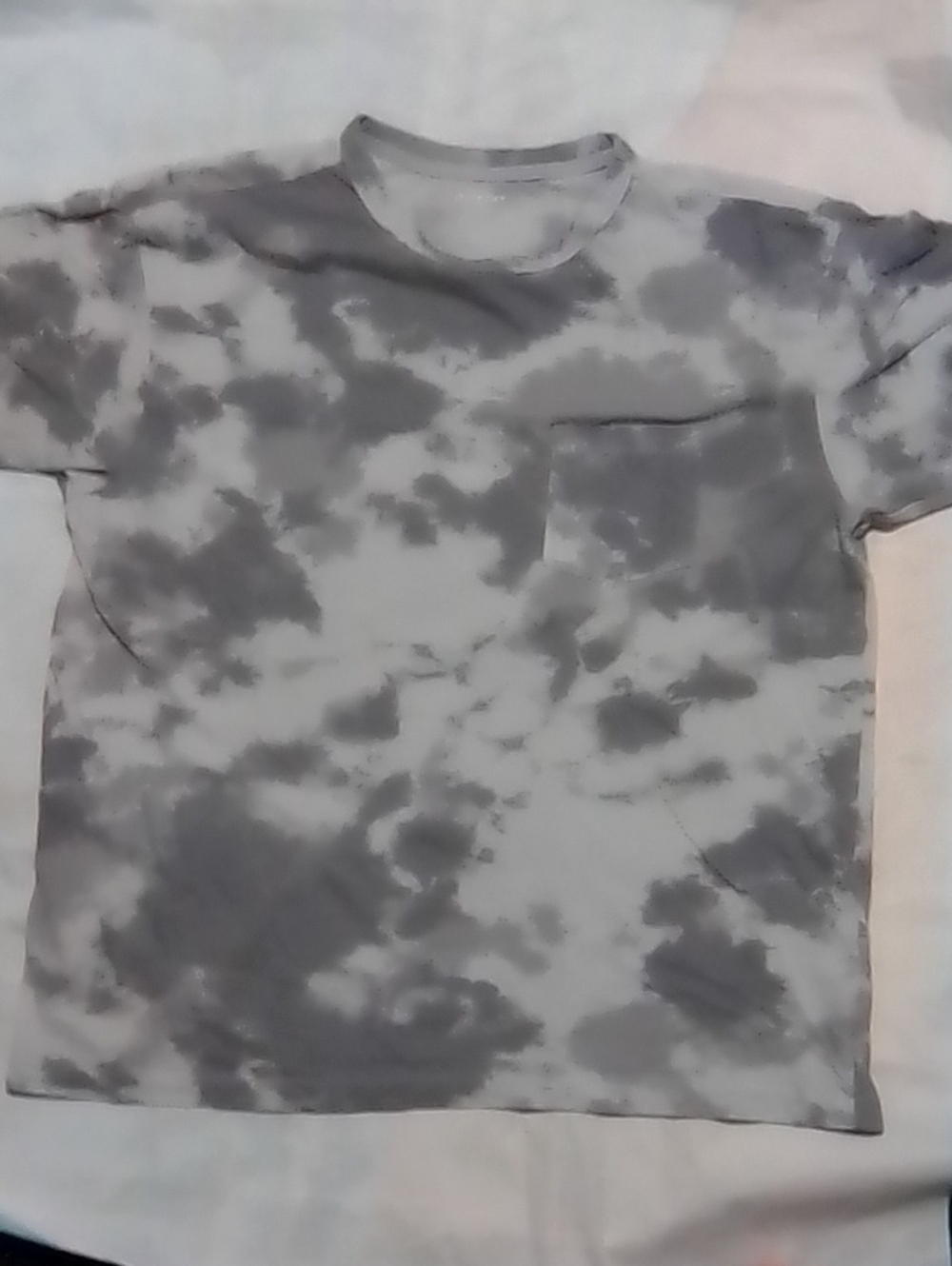 Old Navy Kids Gray Tie-Dye Pocket Tee